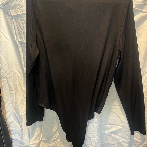 Cider Black Long-Sleeve V-Neck Ribbed Bodysuit - Picture 3 of 6